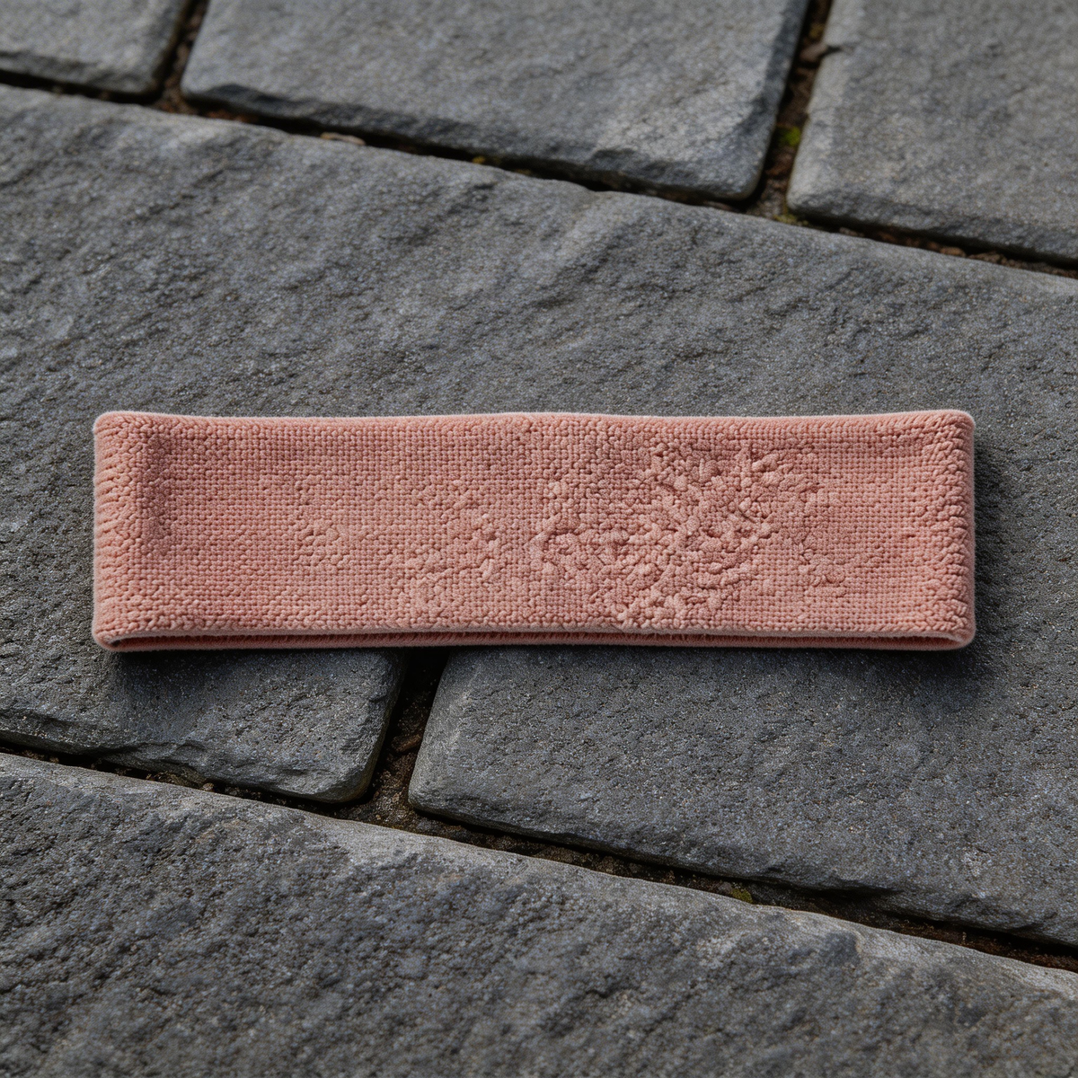 Soft Pink Knitted Yoga Headband | Cozy Material | Comfortable for Yoga and Workouts | Ideal Gift for Fitness Enthusiasts | Elegant and Functional